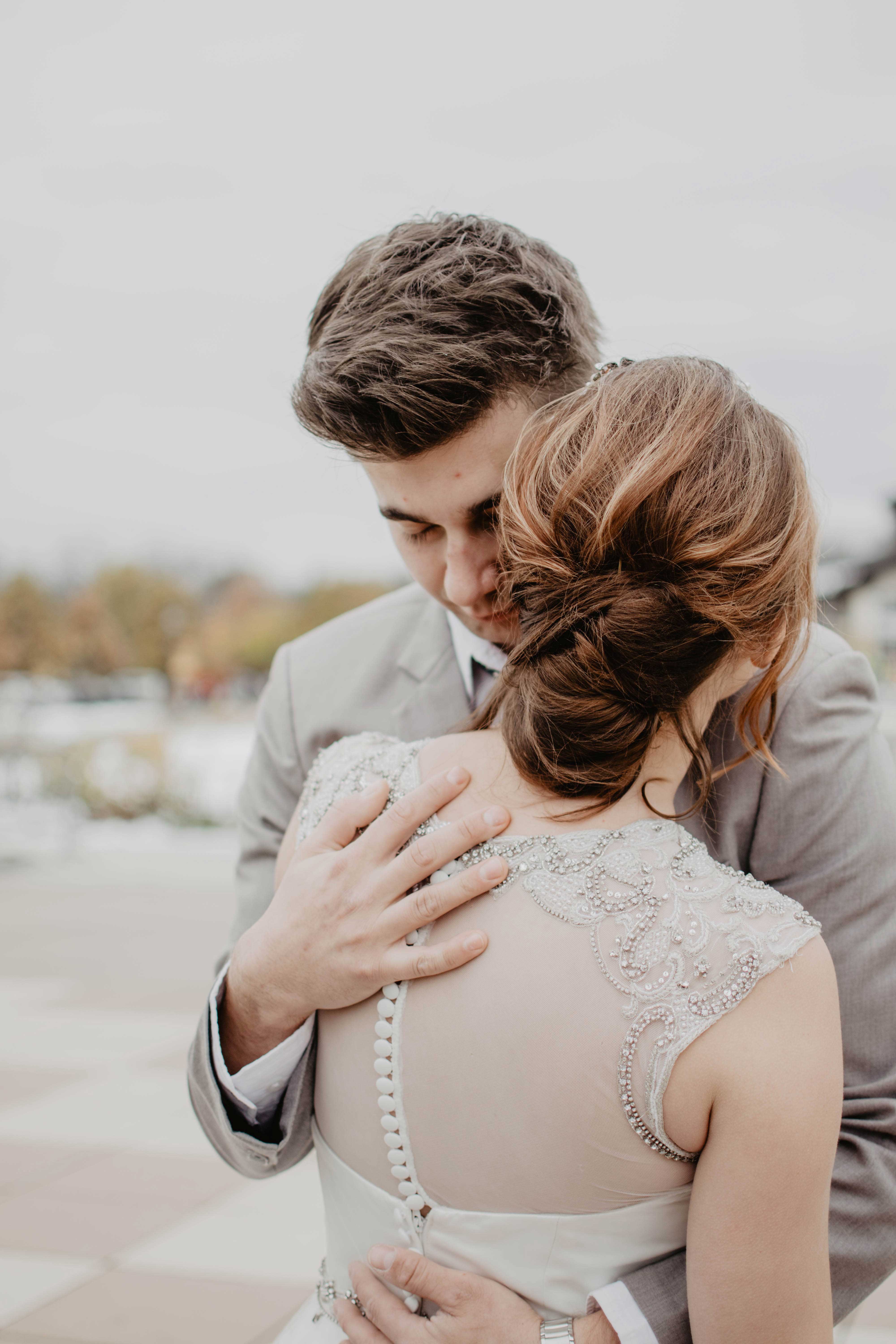after-wedding-checklist-what-to-do-after-wedding-15