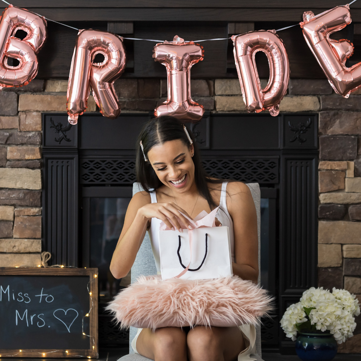 who to invite to a bridal shower
