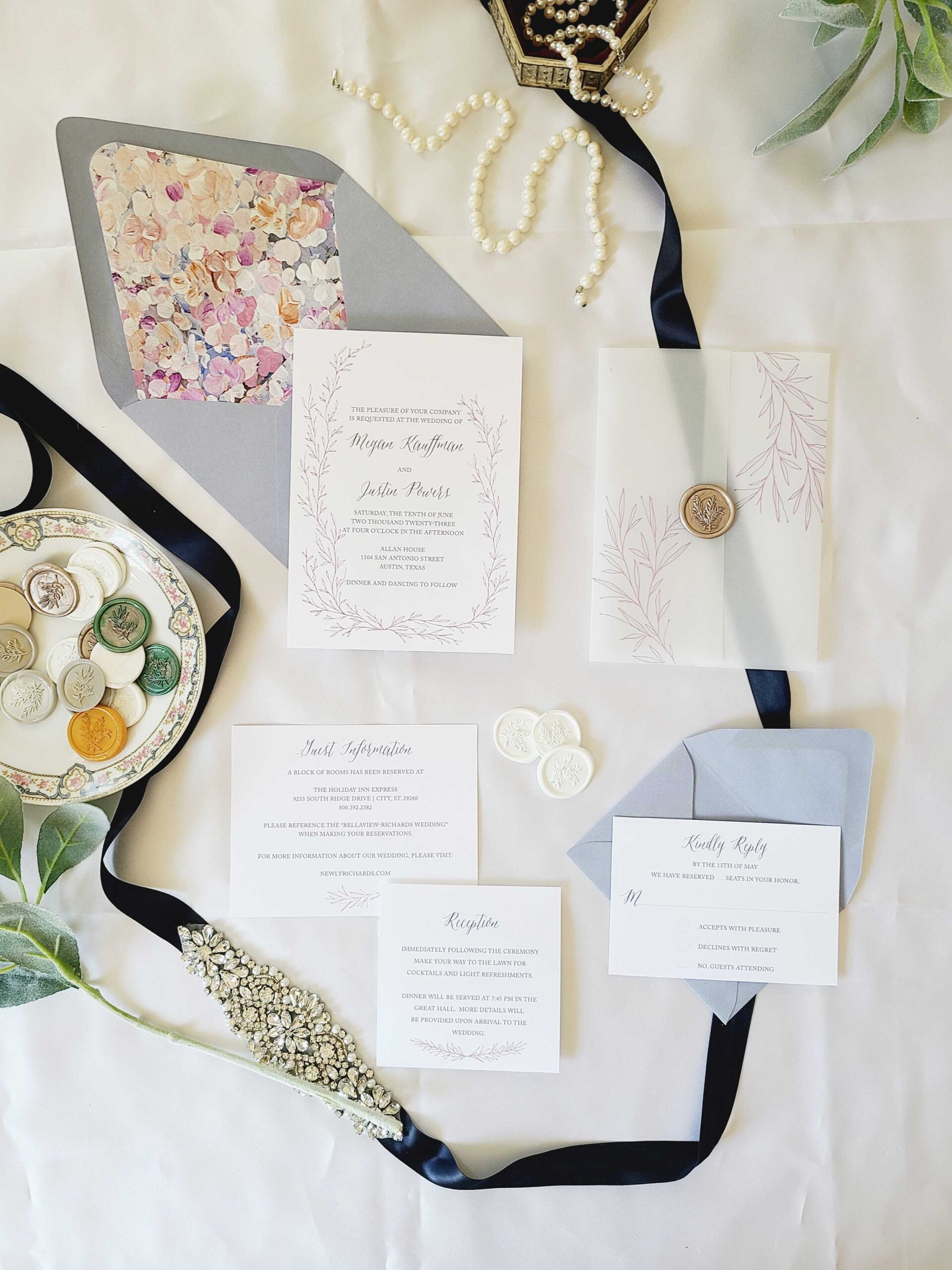 botanical-line-art-branch-wreath-frame-wedding-invitation-suite-ashten2-12